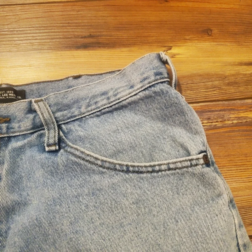 Vintage Y2K Lee Mens Baggy Loose Denim DISTRESSED Jean Shorts Size 34 Jorts